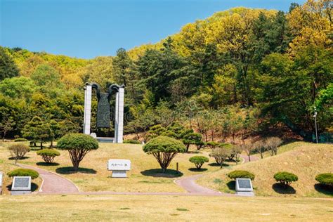  천일산 천연 공원, 신비로운 암벽과 절경을 간직한 자연의 보석!